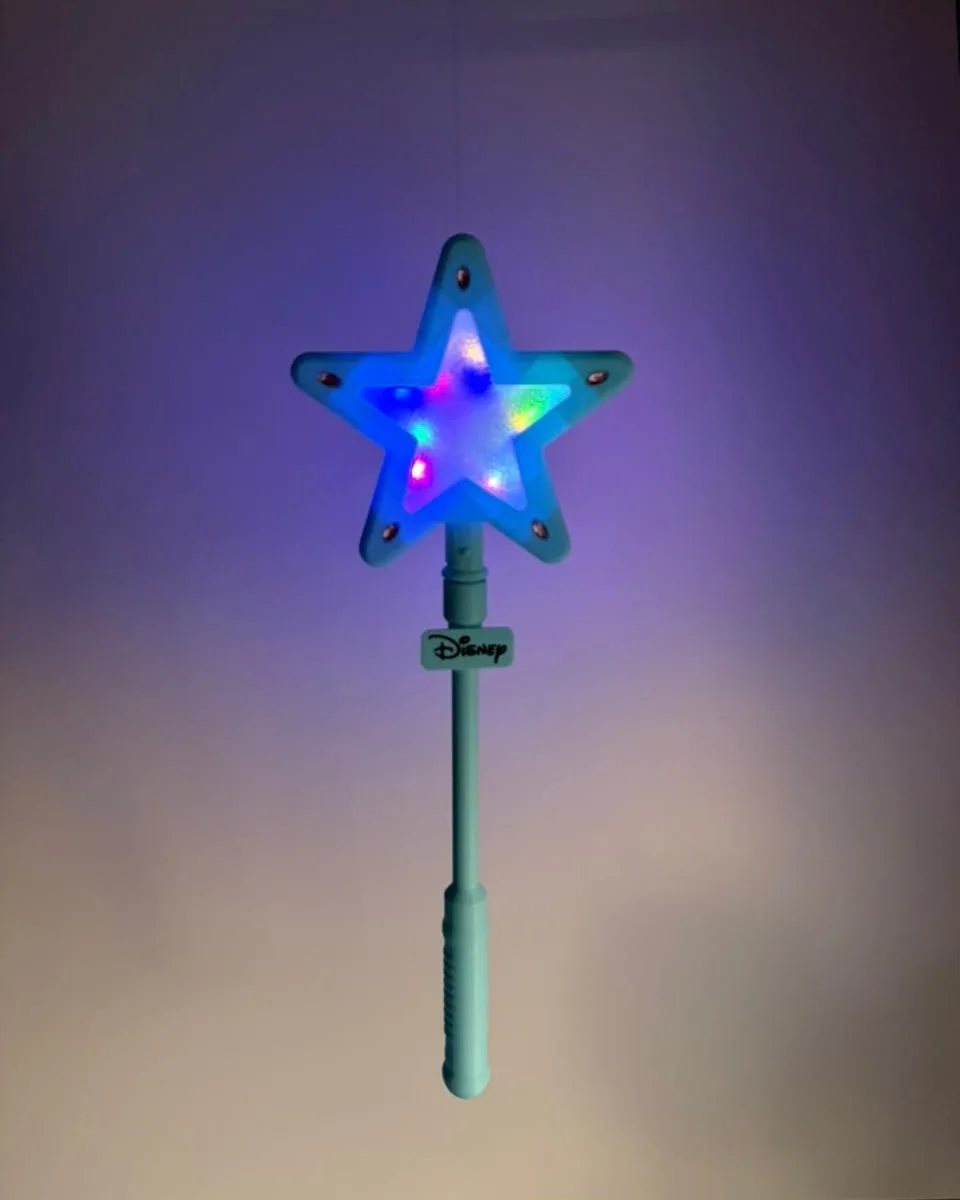 Varita Frozen con estrella y luz LED